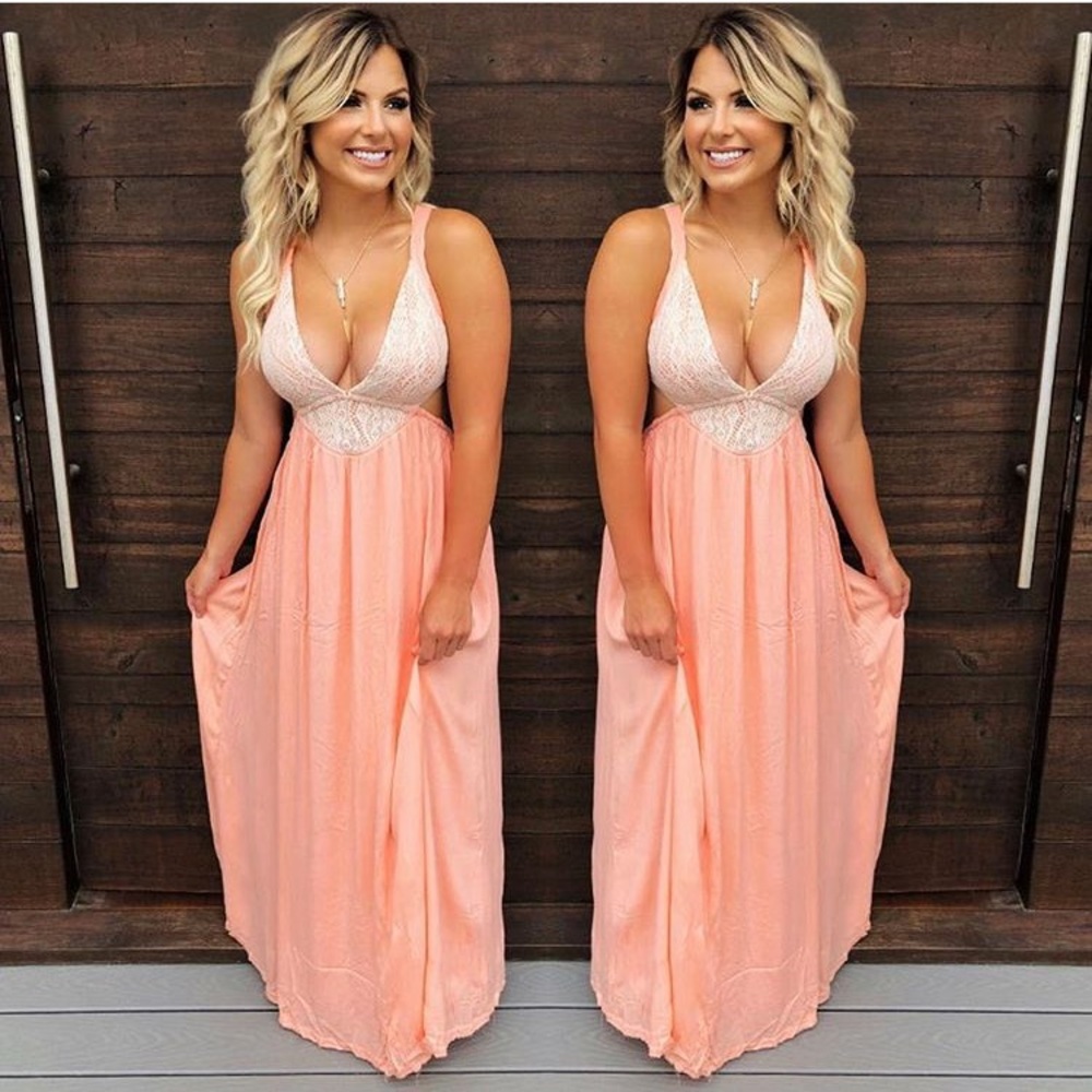 BNWT MINT Deep V Backless Maxi Dress - Small